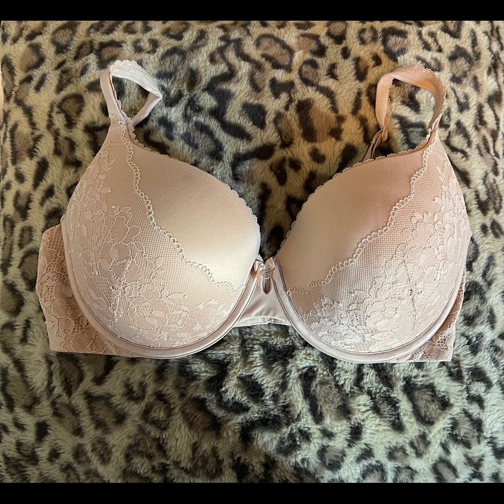 Victoria’s Secret bra